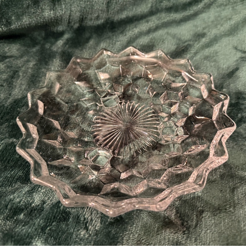 VINTAGE FOSTORIA AMERICAN CLEAR 3 FOOTED CANDY / NUT DISH 7 INCHES